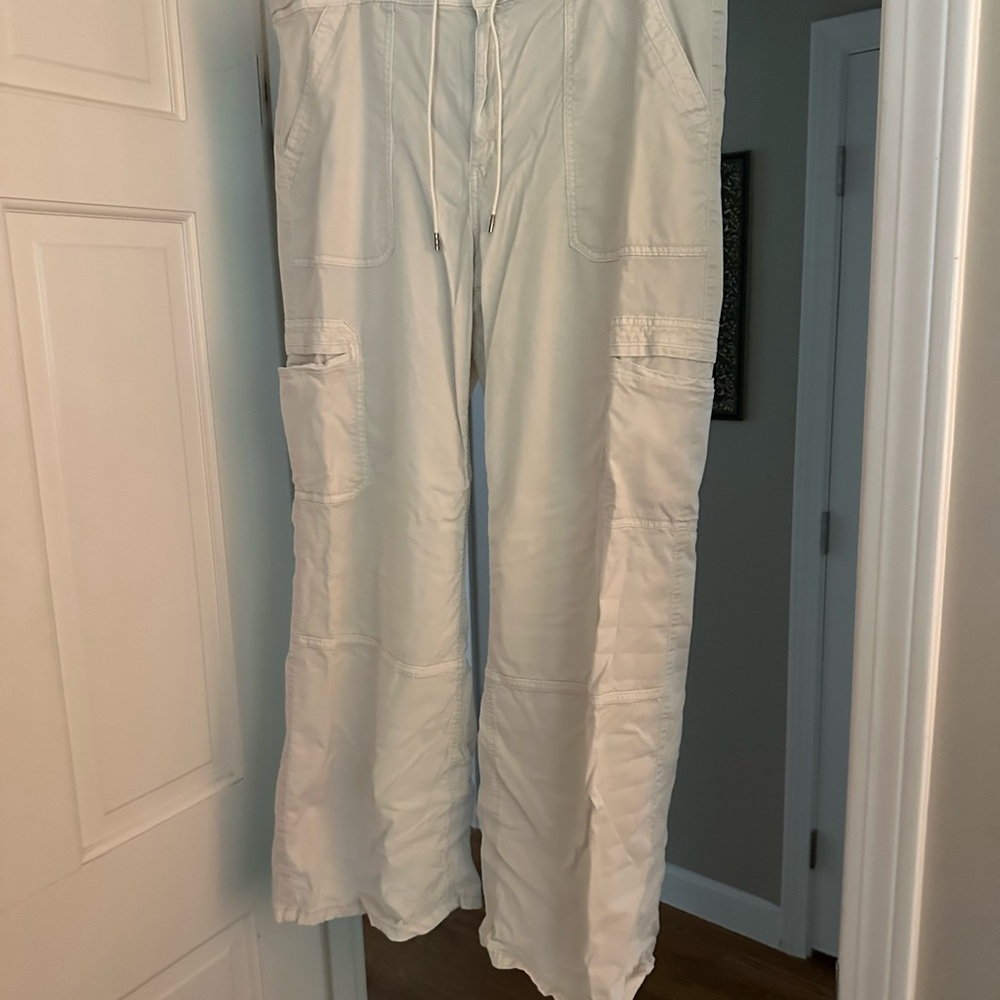 American Eagle Outfitters White Cargo Pants